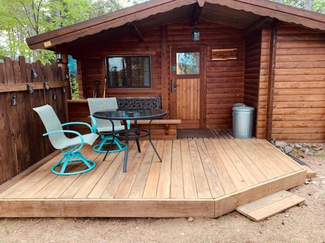 Lakeshore Lily Pad Hayward Esterno foto